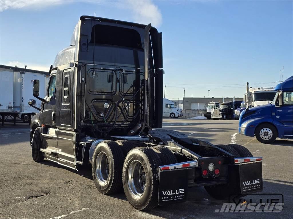 Freightliner CASCADIA Camiones tractor