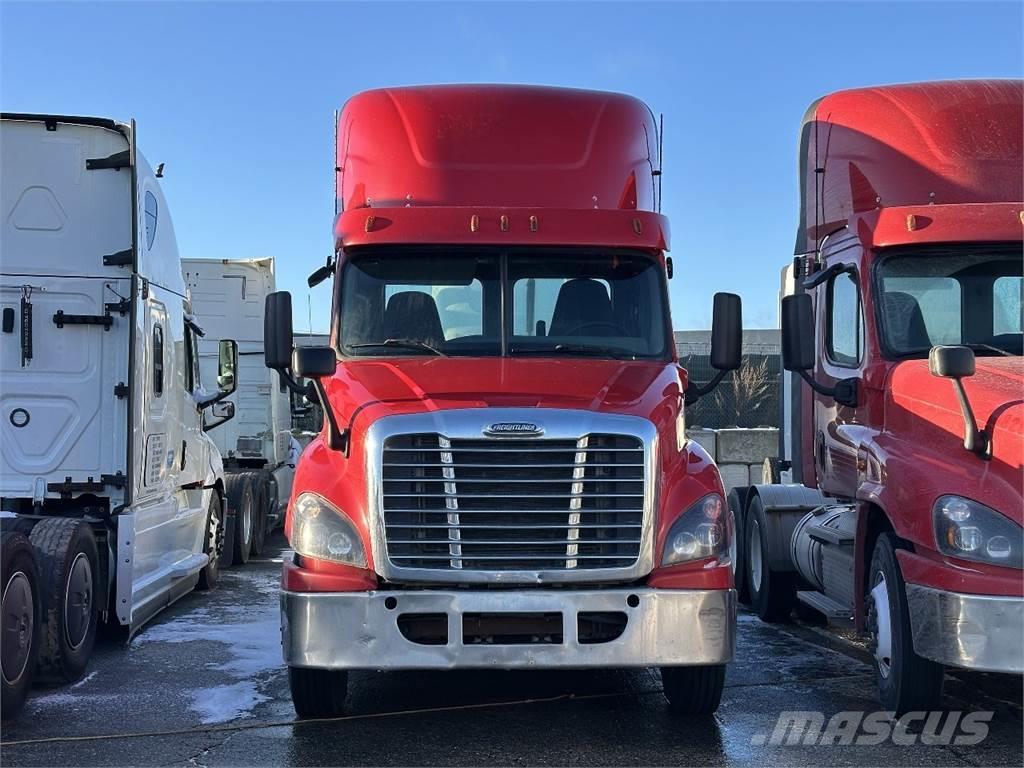 Freightliner CASCADIA Camiones tractor