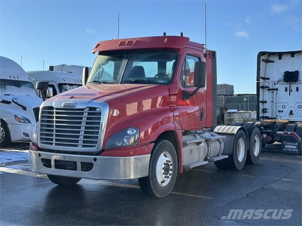 Freightliner CASCADIA Camiones tractor