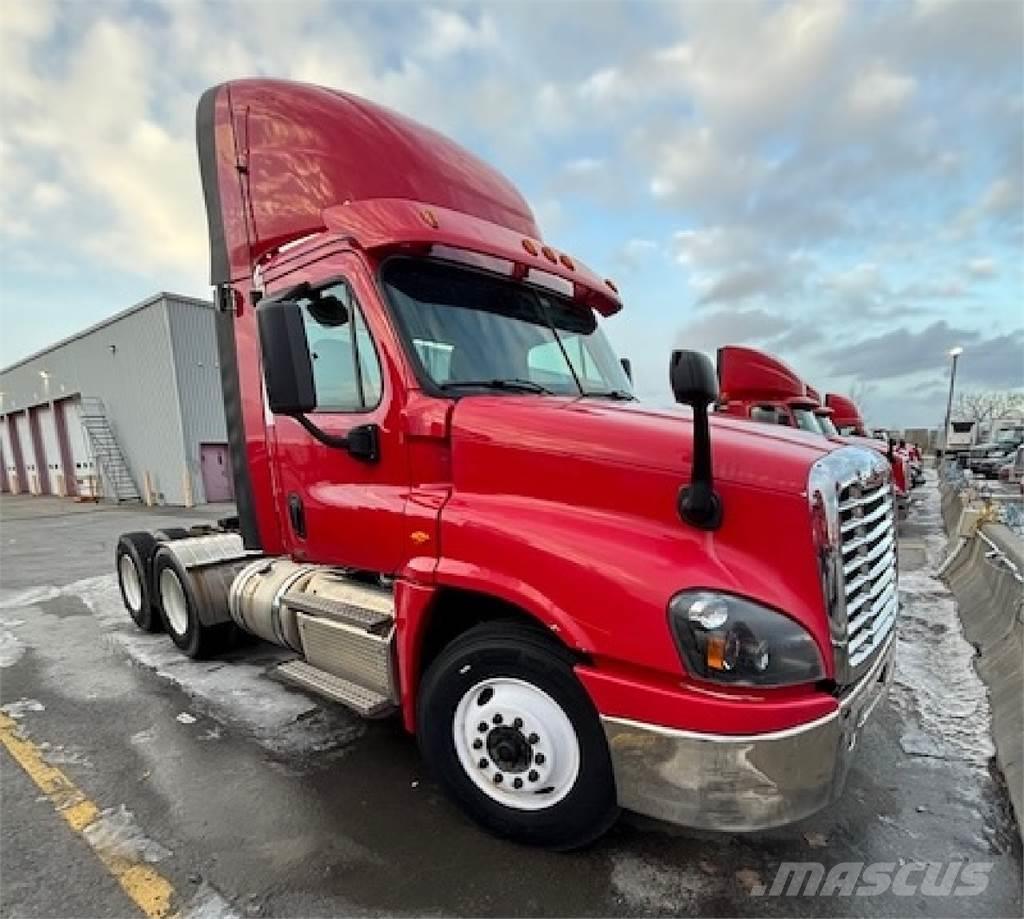 Freightliner CASCADIA Camiones tractor