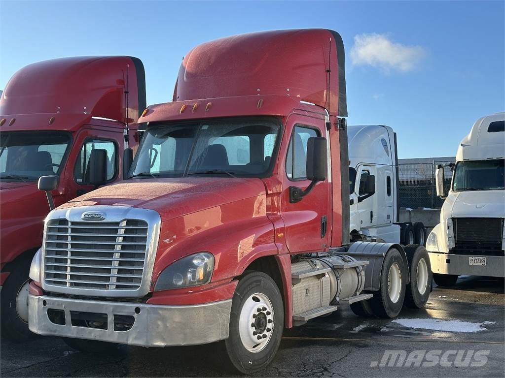 Freightliner CASCADIA Camiones tractor