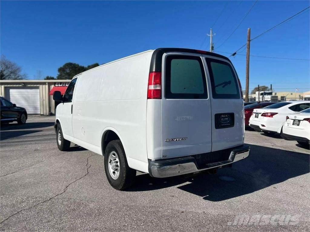 Chevrolet Express Otros