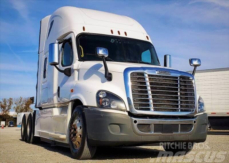 Freightliner Cascadia Otros