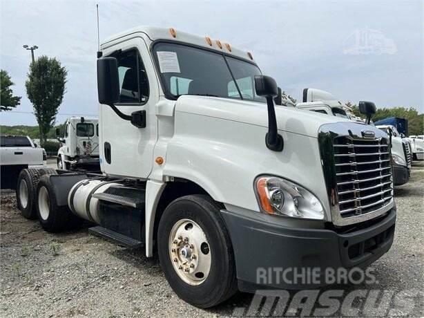 Freightliner Cascadia Otros