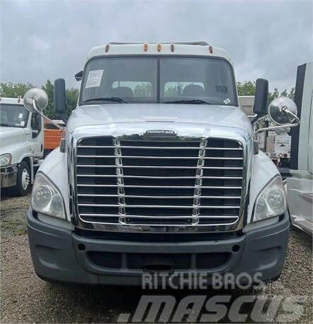 Freightliner Cascadia Otros