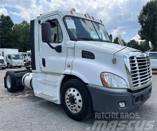 Freightliner Cascadia Otros