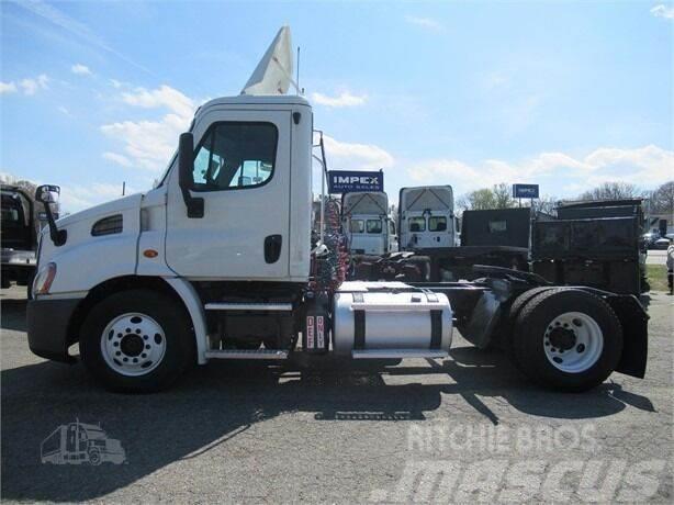 Freightliner Cascadia Otros