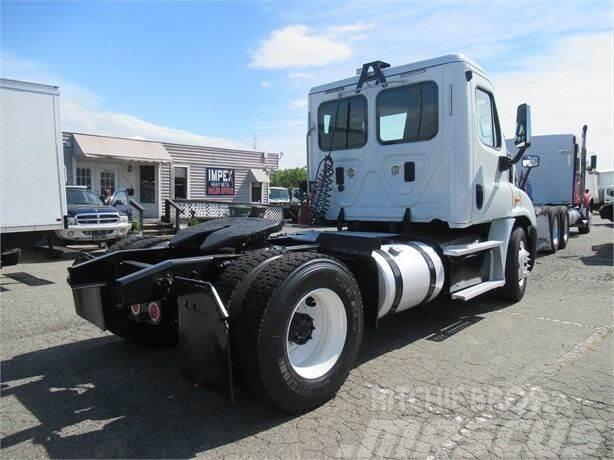 Freightliner Cascadia Otros