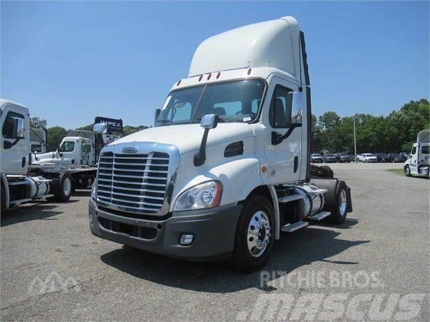 Freightliner Cascadia Otros