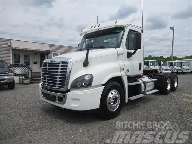 Freightliner Cascadia Otros