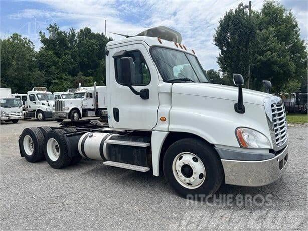 Freightliner Cascadia Otros