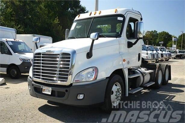 Freightliner Cascadia Otros