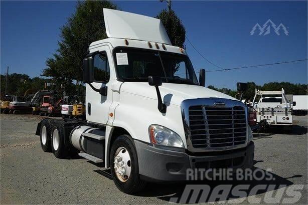 Freightliner Cascadia Otros