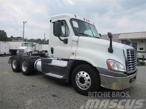 Freightliner Cascadia Otros