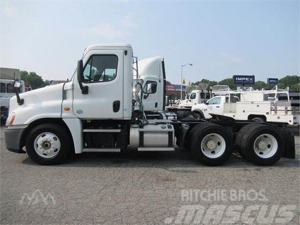 Freightliner Cascadia Otros