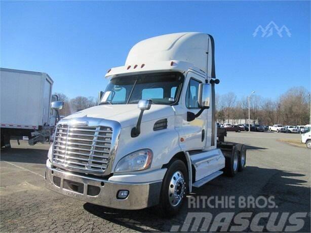 Freightliner Cascadia Otros