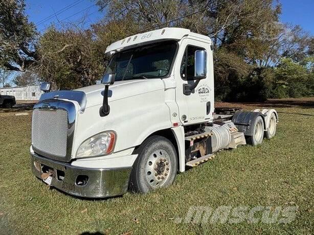 Freightliner Cascadia Otros