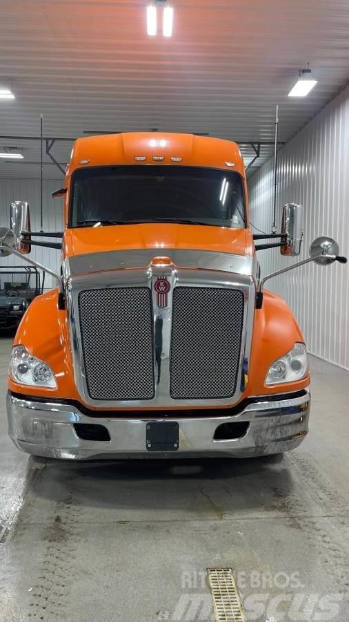 Kenworth T680 Otros