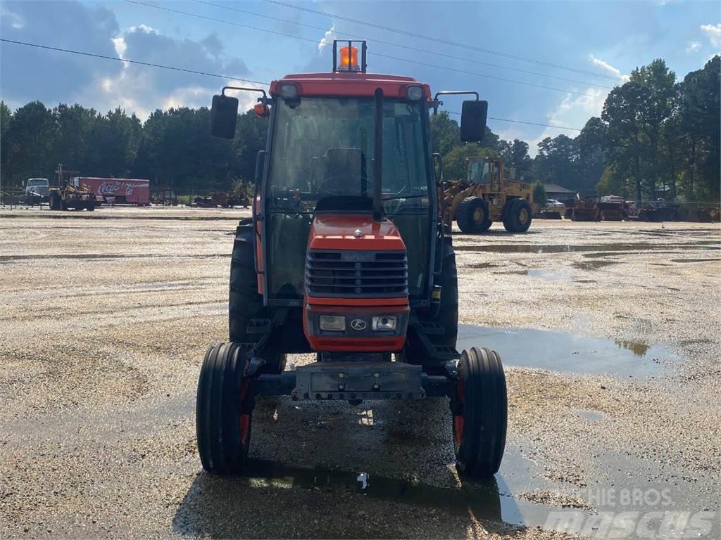 Kubota M6800 Otros