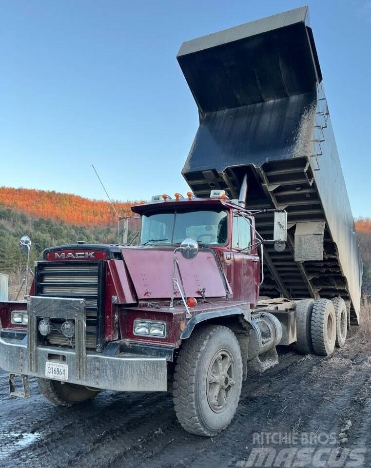 Mack RD888SX Bañeras basculantes usadas