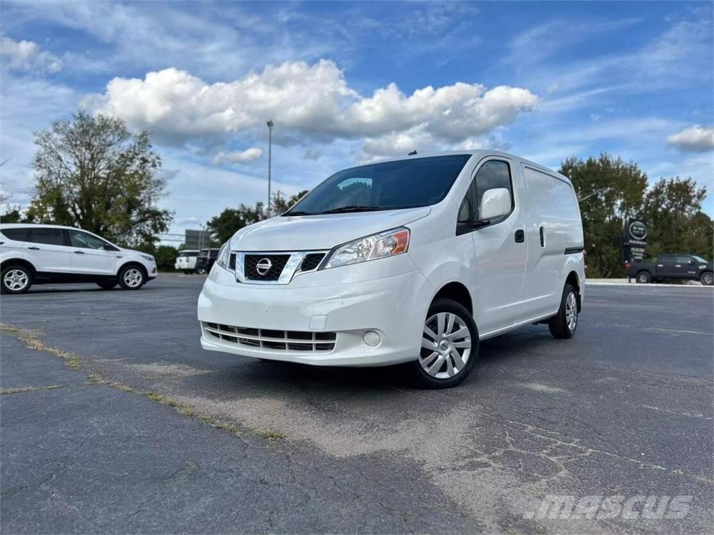 Nissan NV200 Otros