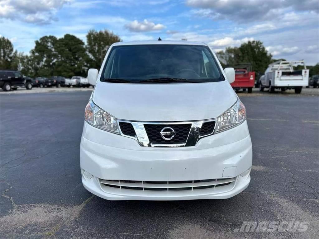 Nissan NV200 Otros