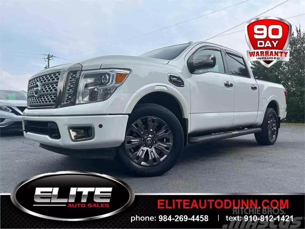 Nissan Titan Otros