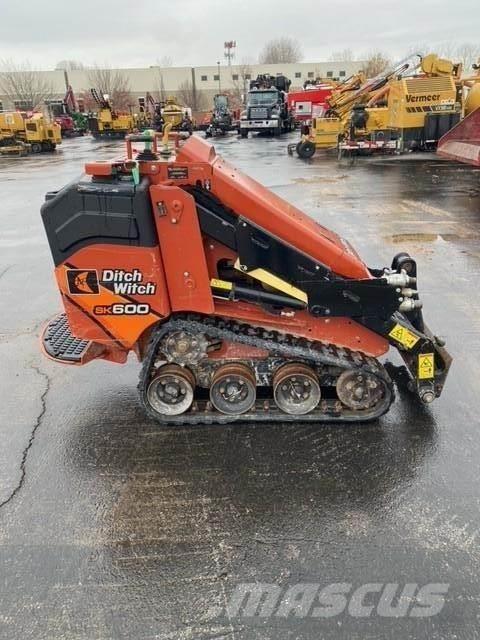 Ditch Witch SK600 Otros