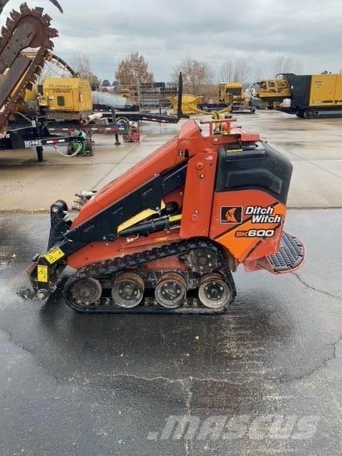 Ditch Witch SK600 Otros