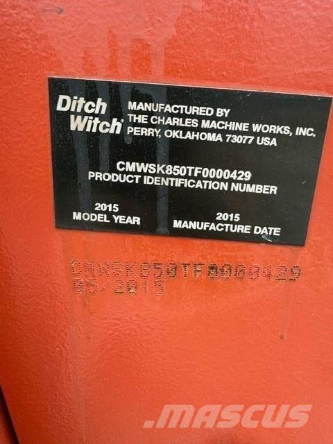 Ditch Witch SK850 Otros