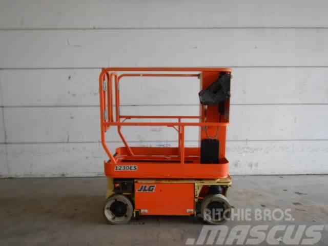 JLG 1230ES Plataformas con jaula de elevación