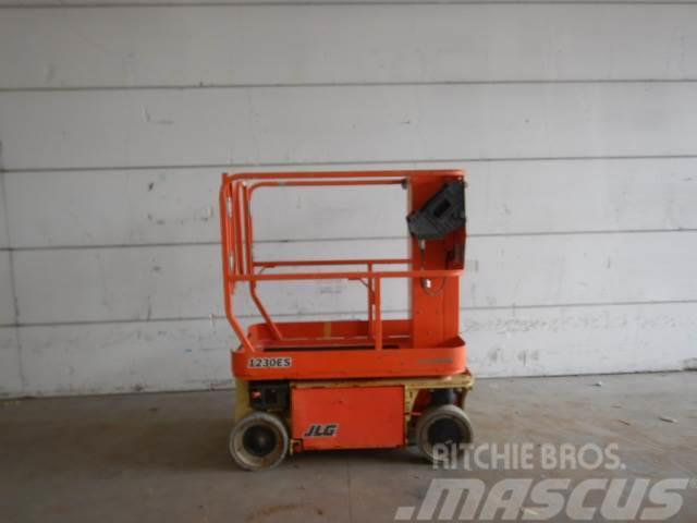 JLG 1230ES Plataformas con jaula de elevación