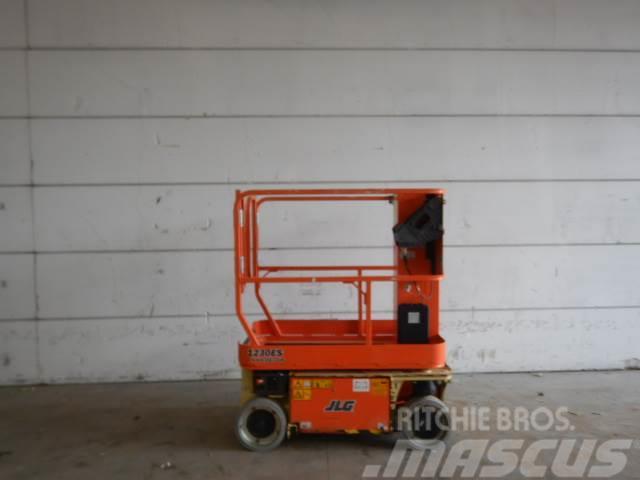 JLG 1230ES Plataformas con jaula de elevación