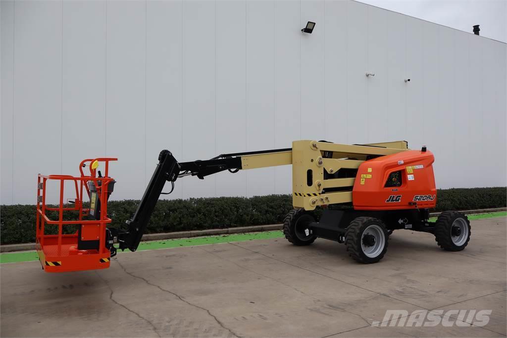 JLG 520AJ Plataformas con brazo de elevación manual