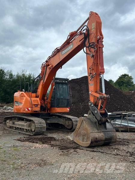 Doosan DX235LCR Excavadoras sobre orugas