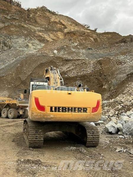 Liebherr R946 Excavadoras sobre orugas