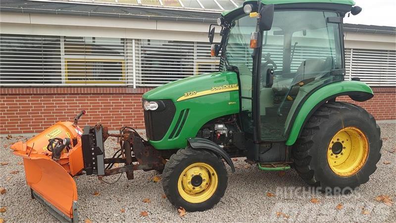 John Deere 3720 Tractores compactos