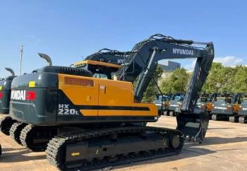 Hyundai HX 220 L