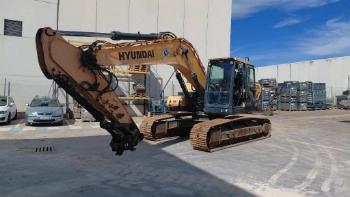Hyundai HX 220 L
