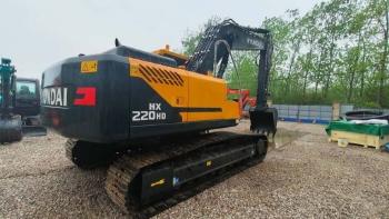 Hyundai HX 220