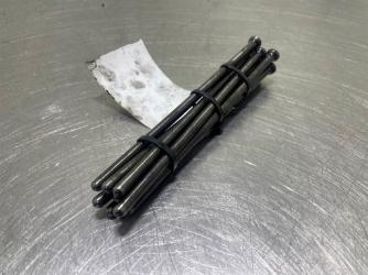 Ahlmann AS900-Cummins B3.3T-Push rods/Stößelstange