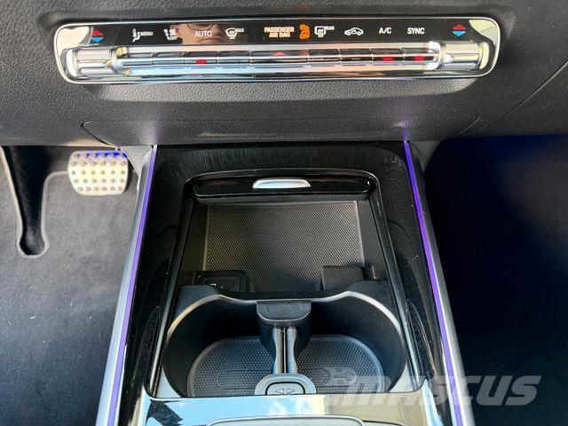 Mercedes-Benz GLB 200 AMG MBUX+AMBIENTE+R-Kamera+Carbon+ALARM Caja abierta/laterales abatibles
